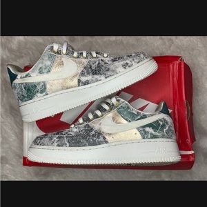 Nike Air Force 1 LXX Marble Size 8 Men/9.5 Women